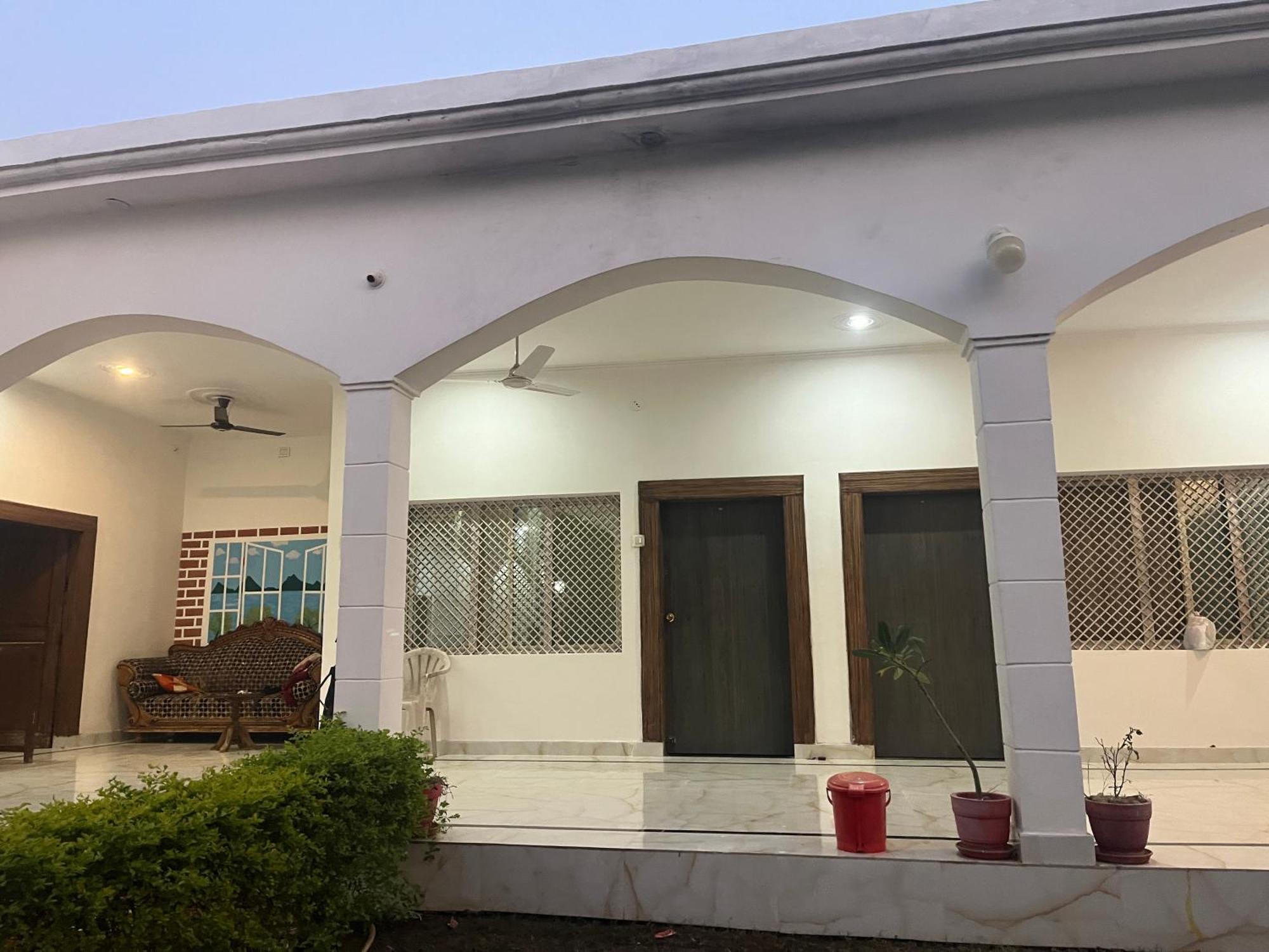 Sunrise Bed & Breakfast Κχατζουράχο Εξωτερικό φωτογραφία