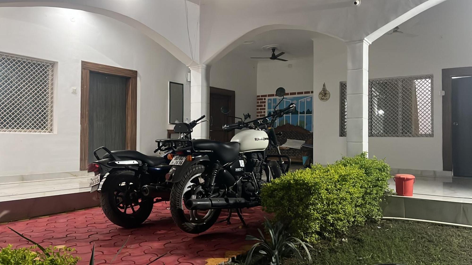 Sunrise Bed & Breakfast Κχατζουράχο Εξωτερικό φωτογραφία