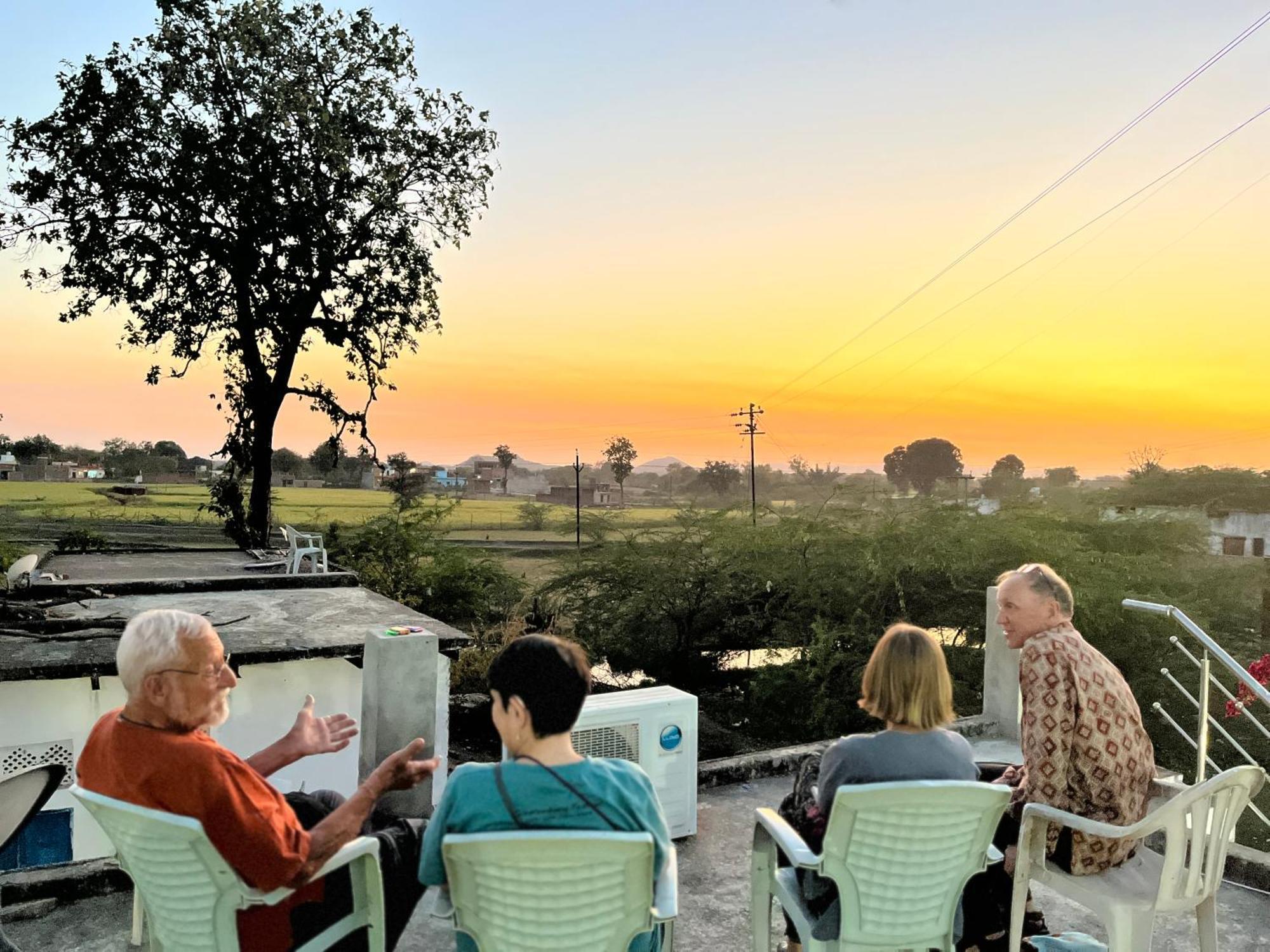 Sunrise Bed & Breakfast Κχατζουράχο Εξωτερικό φωτογραφία