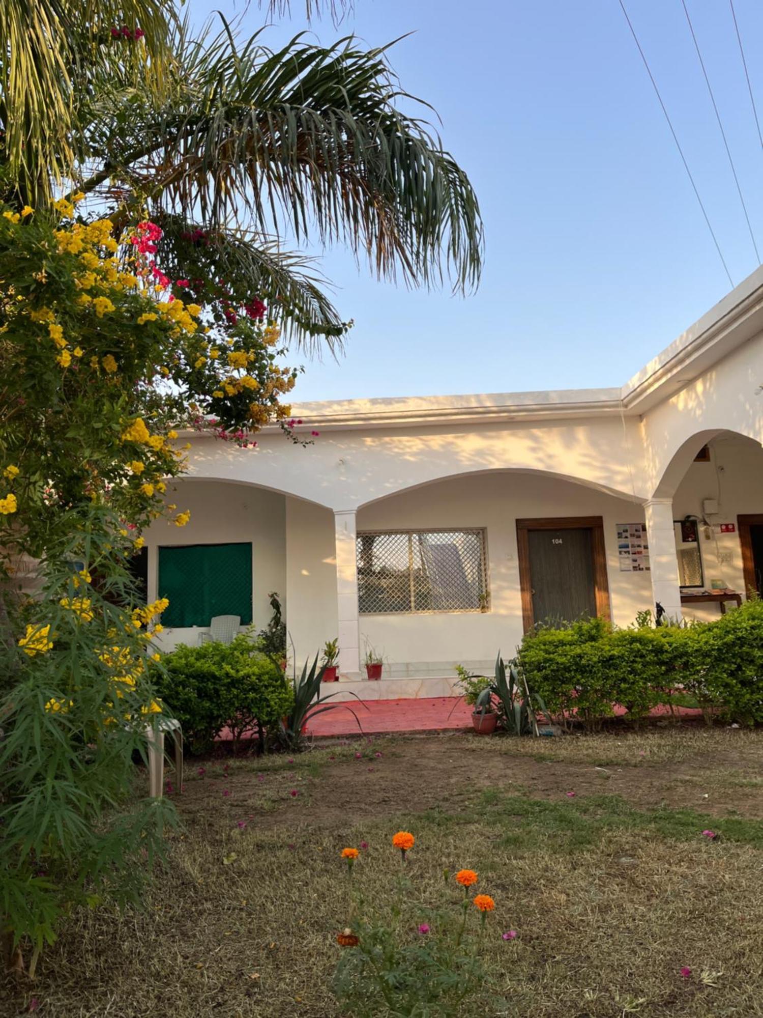 Sunrise Bed & Breakfast Κχατζουράχο Εξωτερικό φωτογραφία